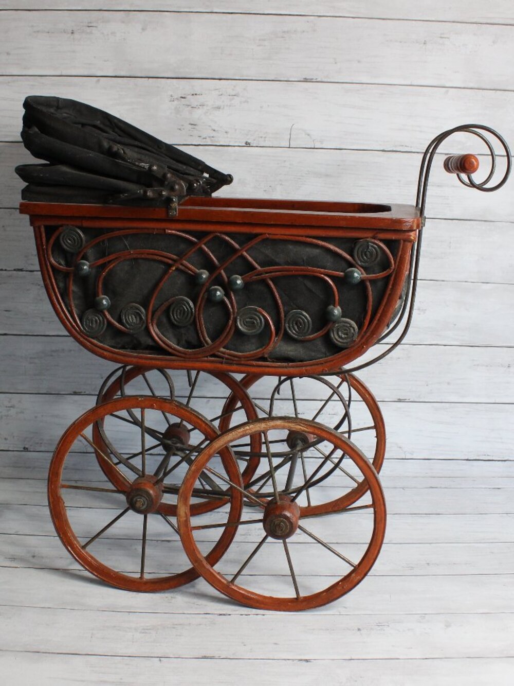Victorian Vintage Doll Baby Buggy Pram Carriage Stroller Antique Replica